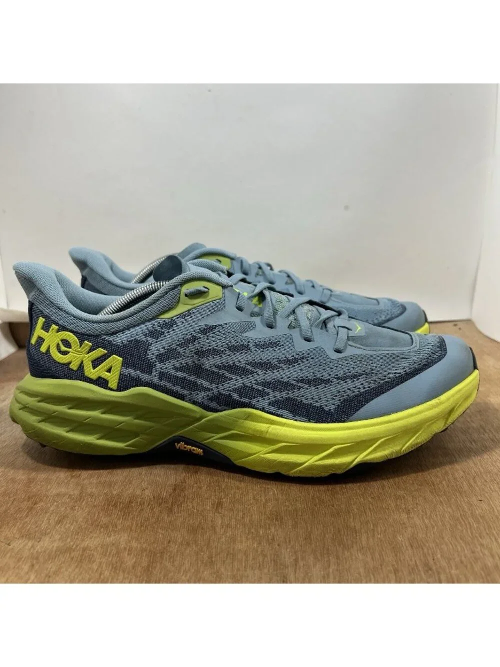 Hoka One One Speedgoat 5 Men Size 12 Grey Green Blue Running Shoes